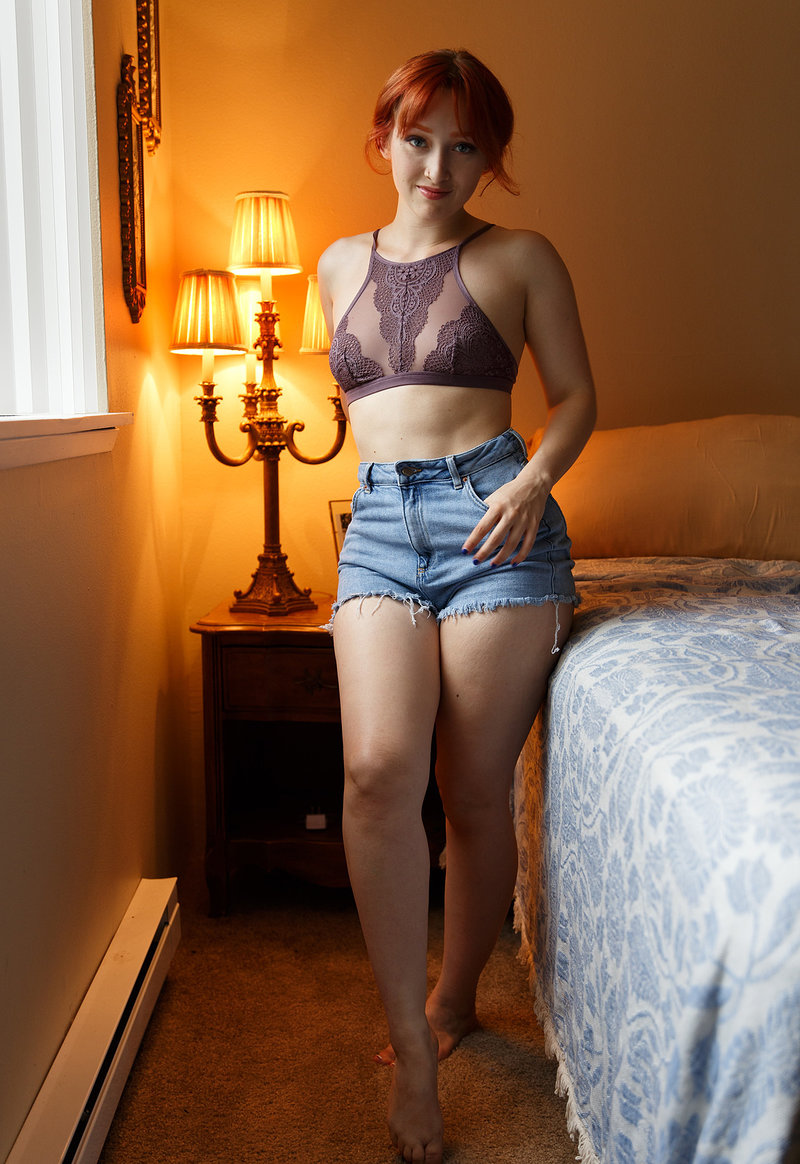  Надежда, 20 лет, 0 размер груди