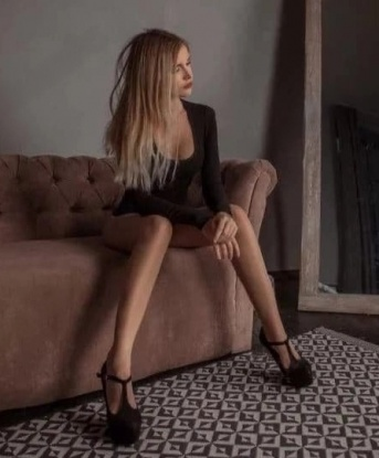 Елена, 20 лет, 2 размер груди